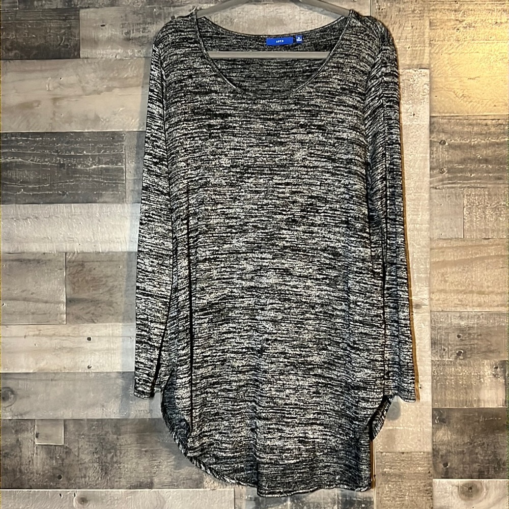 Black & Silver split side tunic length sweater.